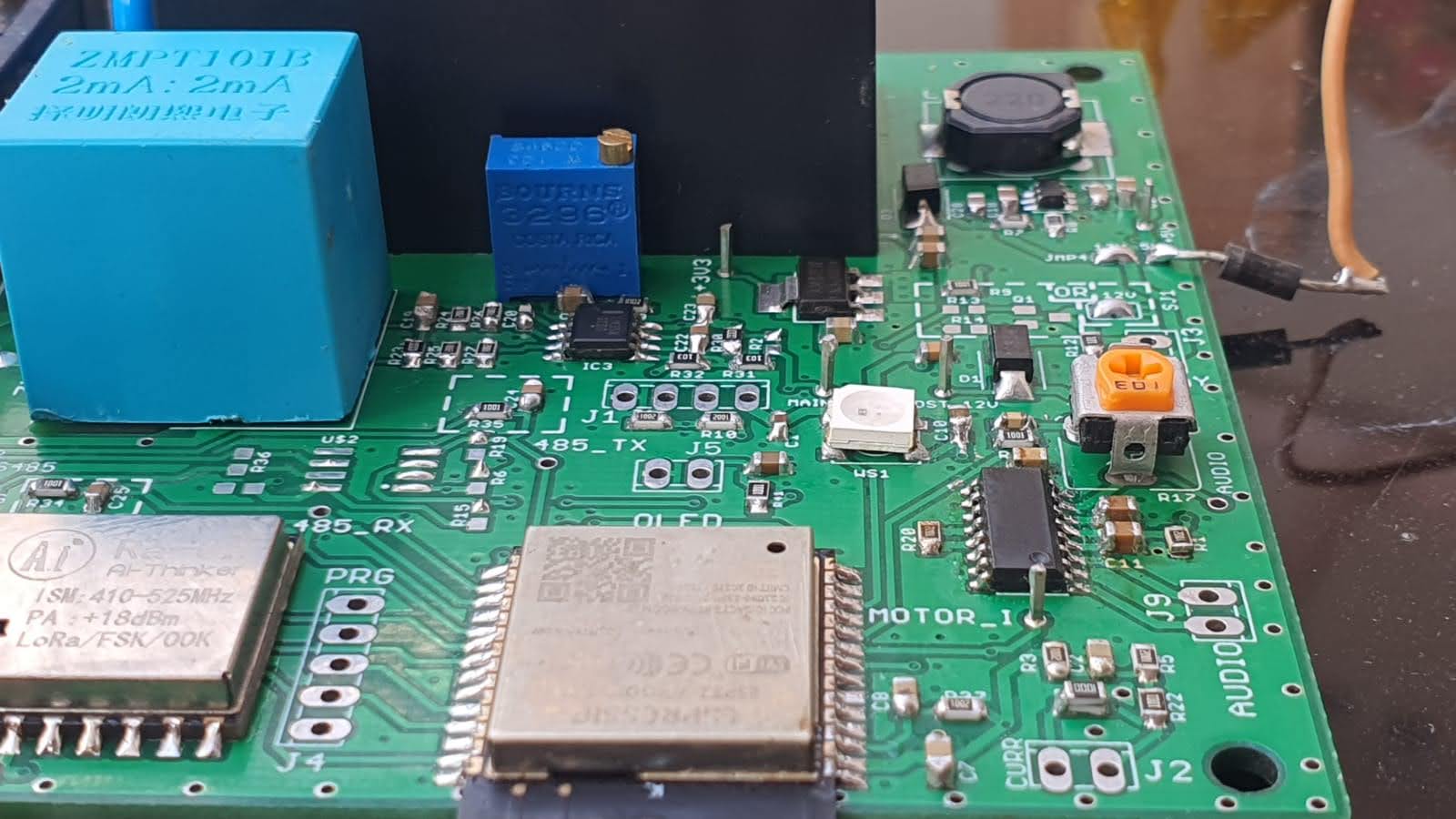 LoRa and RS-485 controller board
